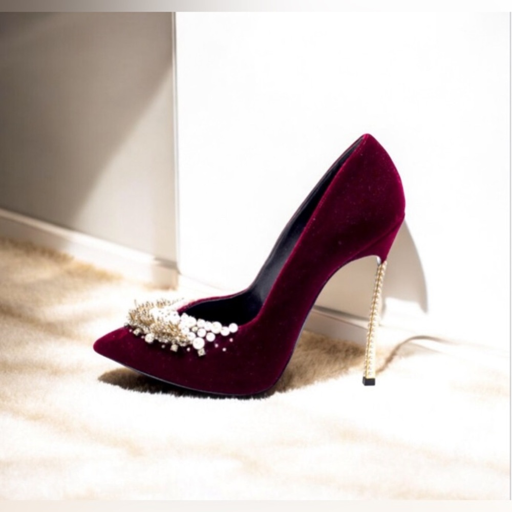 Casadei velvet pearl blade heels 👠 sz. 8